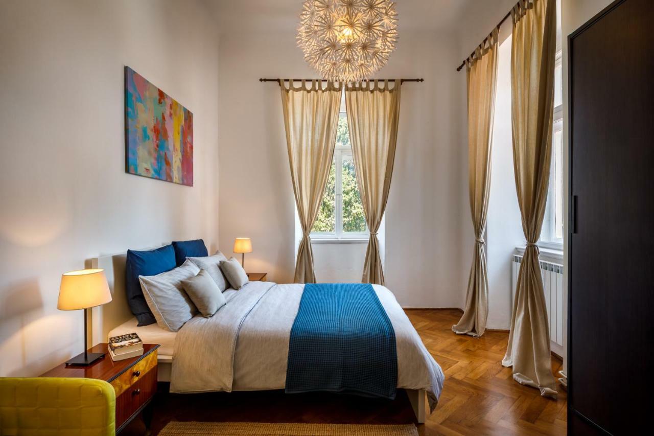 Amphitheatre Premium Apartment With Seaview Pula Ngoại thất bức ảnh